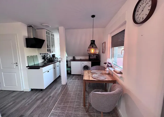 Gina, 85117 * Ostrhauderfehn