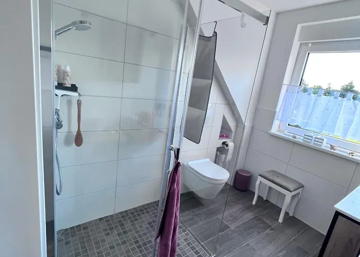 Gina, 85117 Apartman *